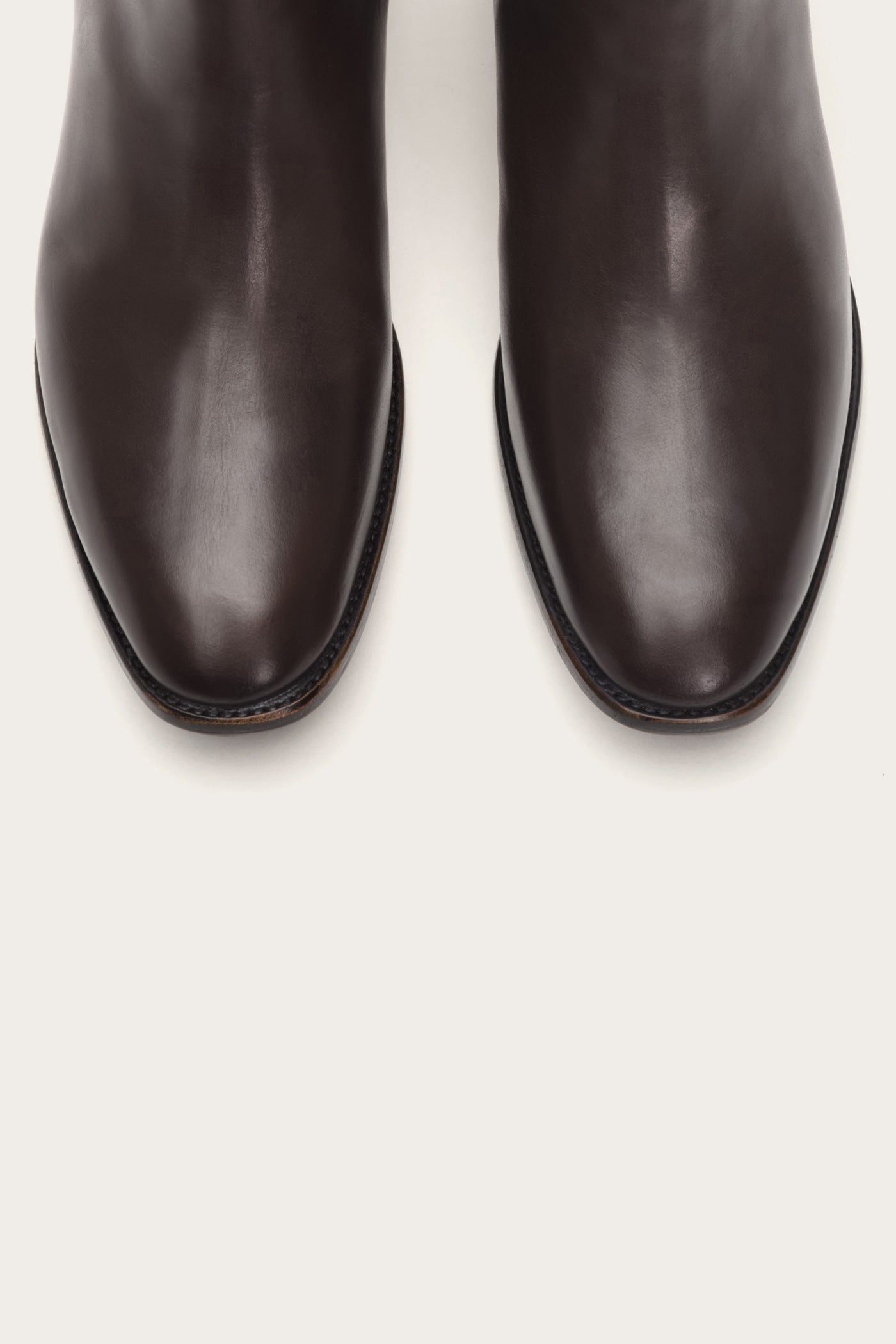 Dara Chelsea - Frye Found