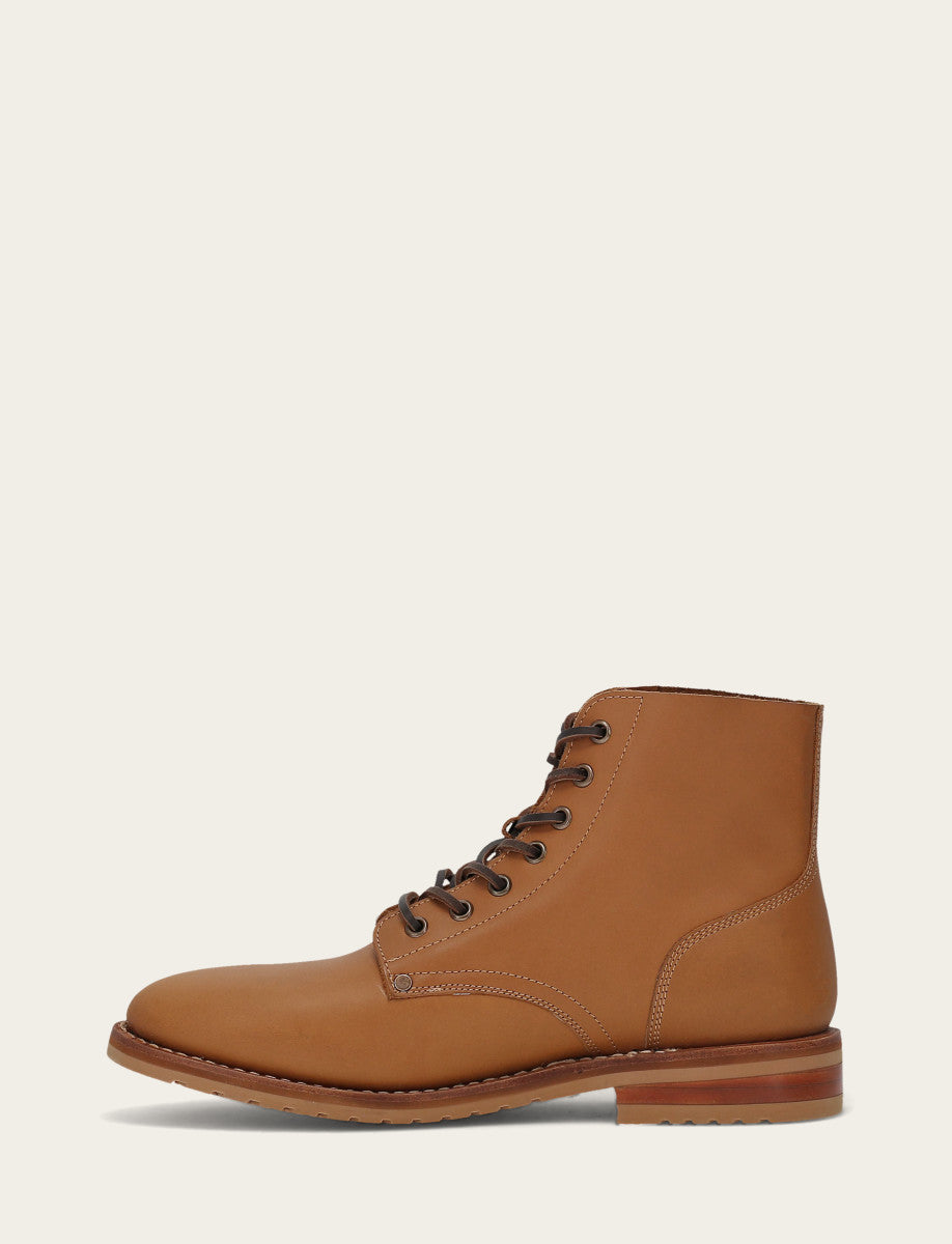 Barrett Lace Up