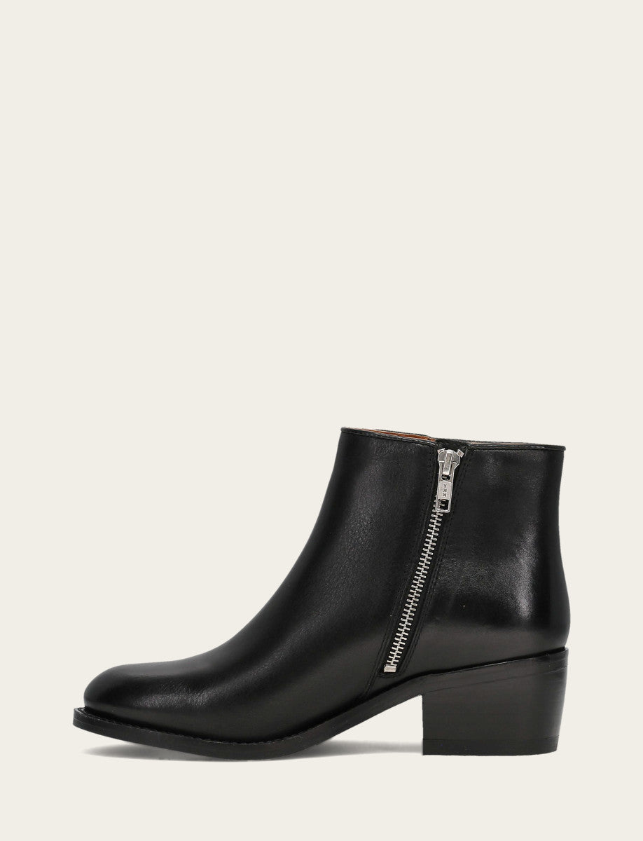 Carson 2 Piping Bootie
