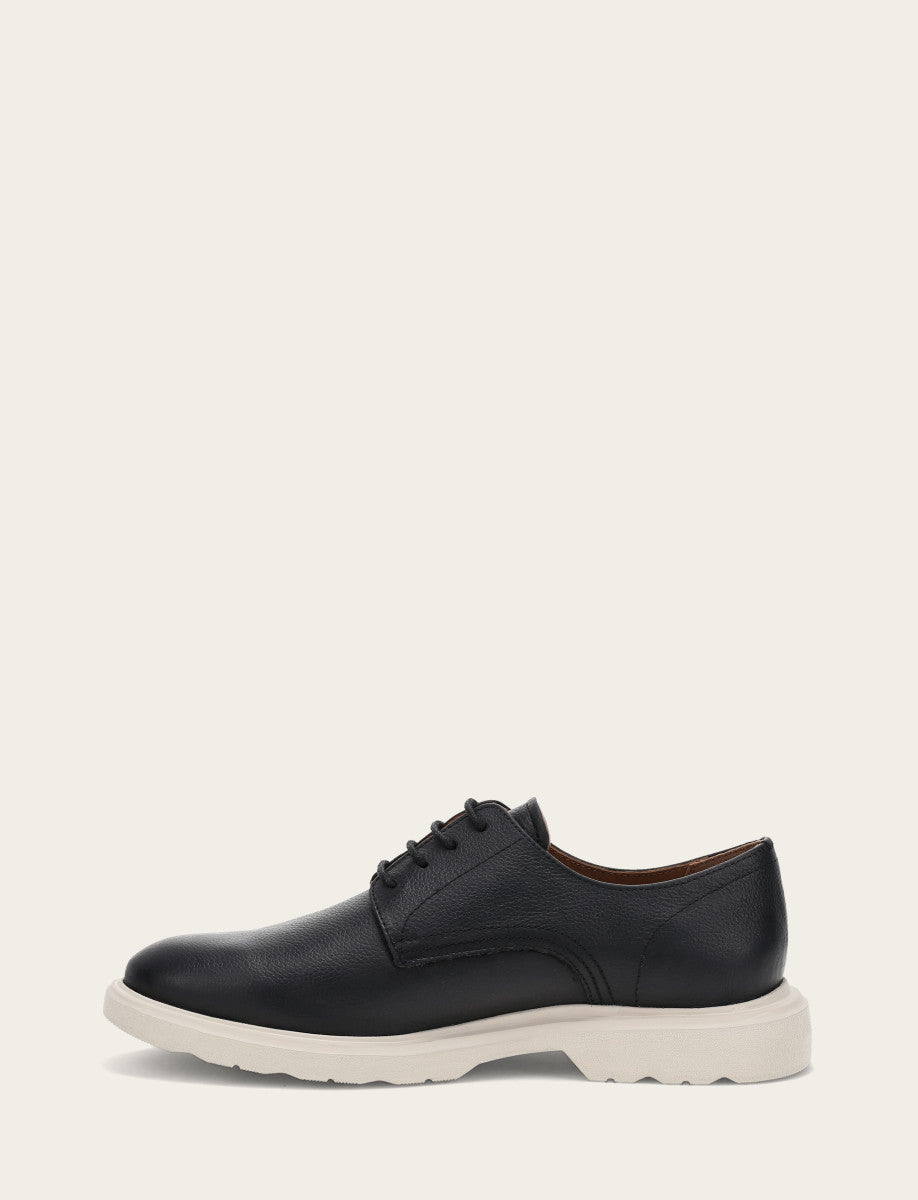 Connor Oxford