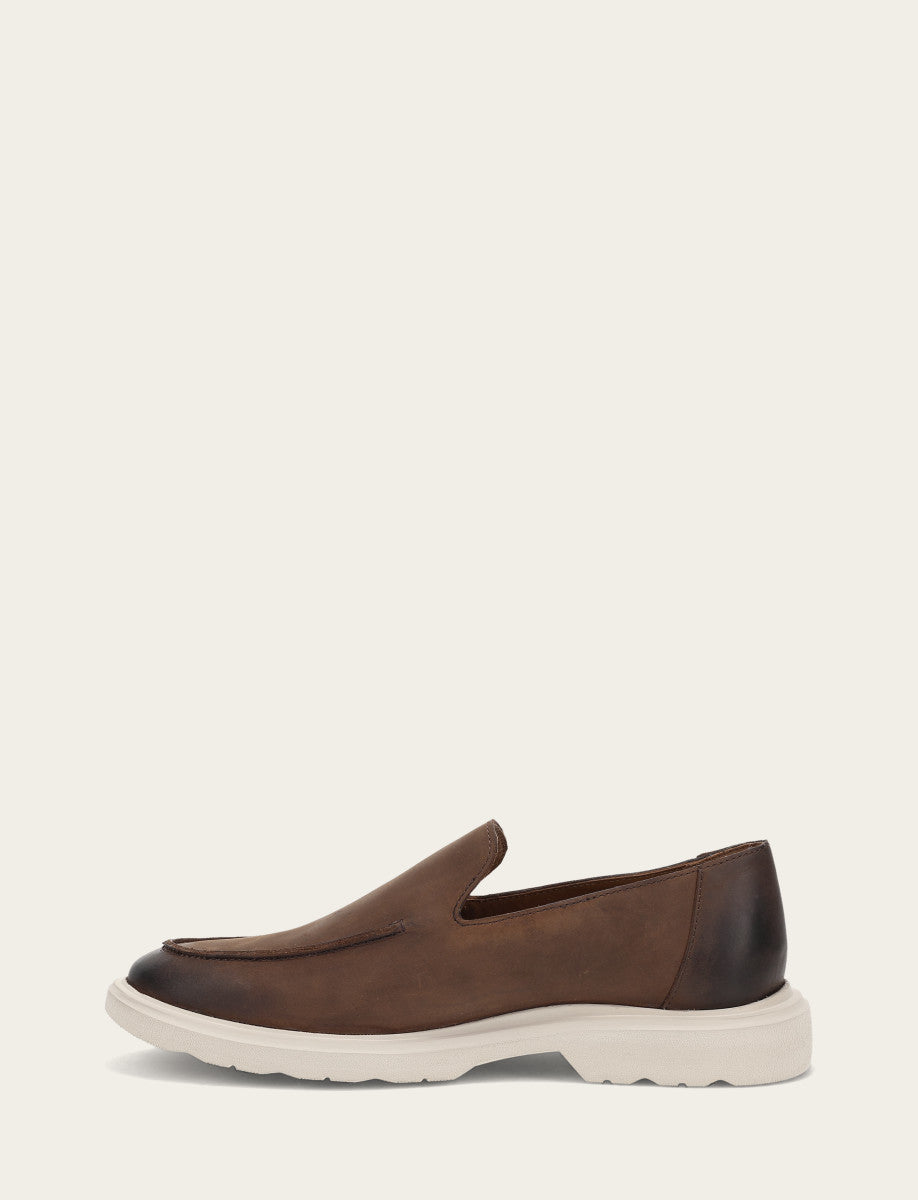 Connor Venetian - Pre-Loved
