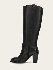 Corinne Tall