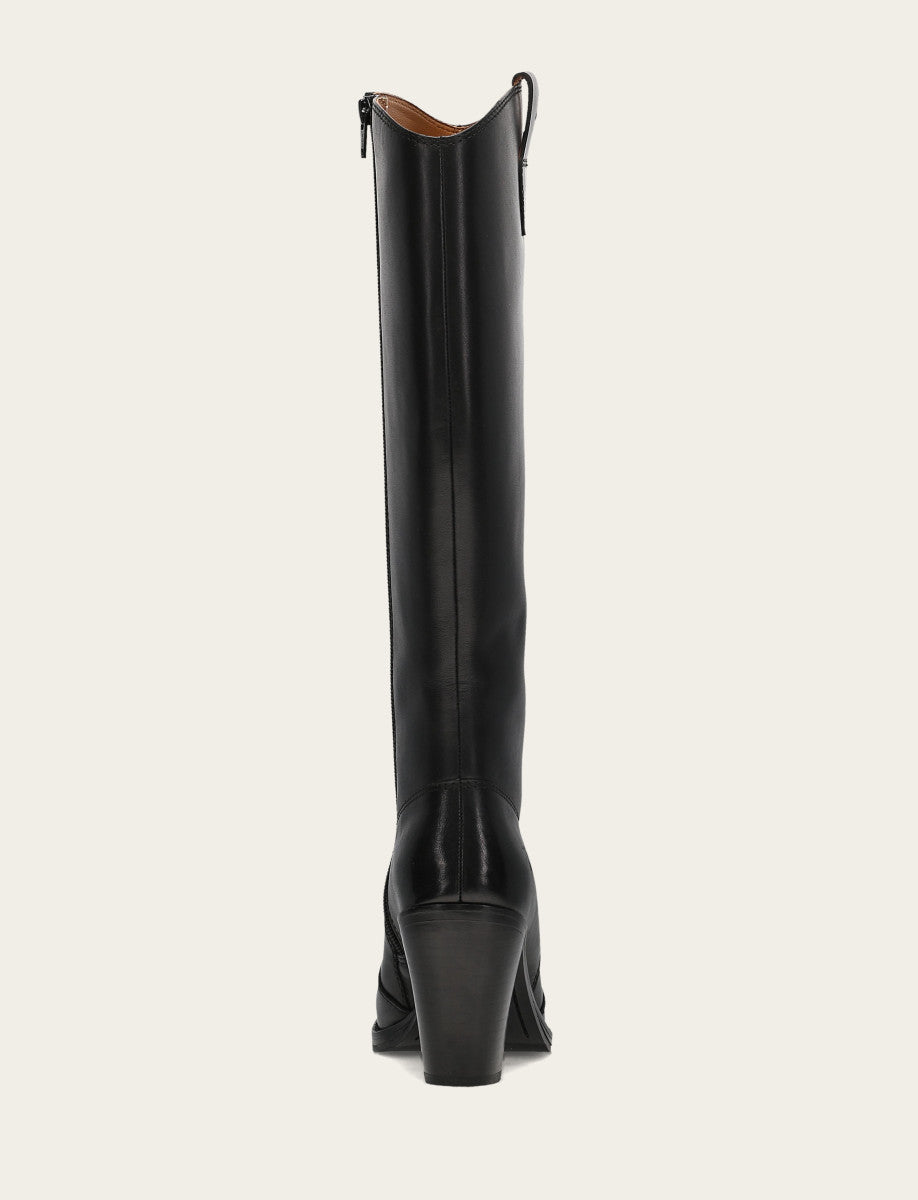 Corinne Tall