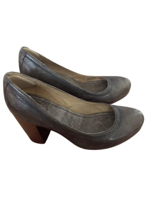 Carson Pump s - Pre-Loved